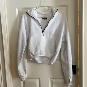 White cropped sweatshirt